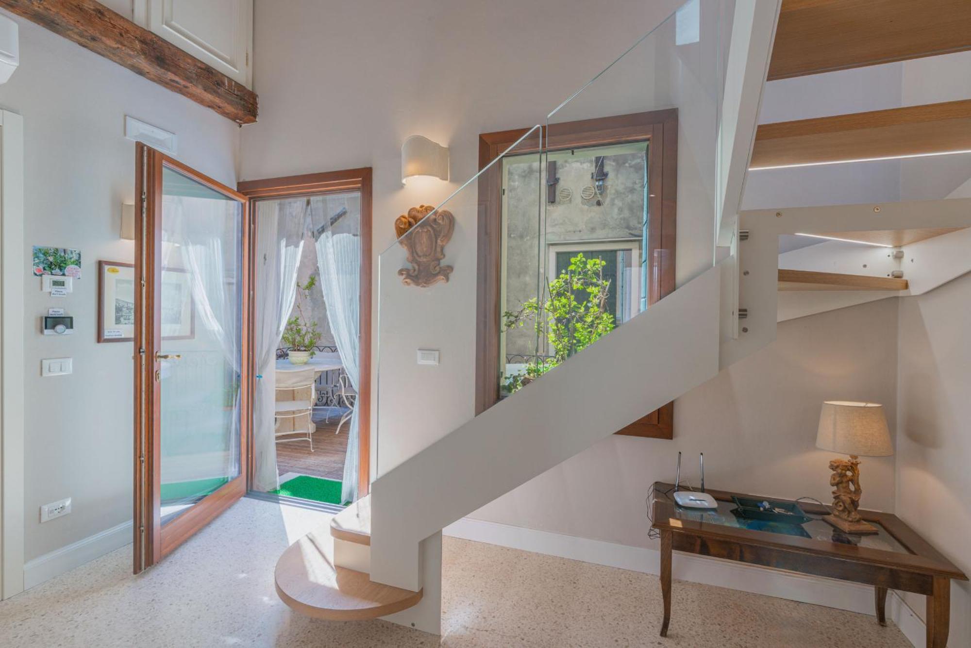 Casa Virginia Direct At The Canal Cannaregio With Own Roof Terrace Venetië Buitenkant foto